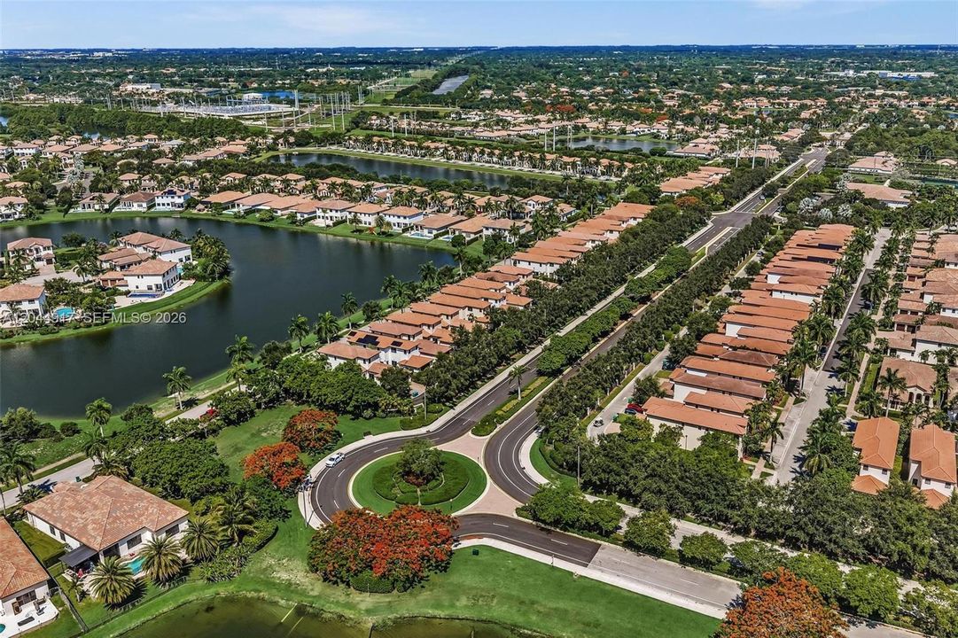 На продажу: $919,000 (3 спален, 2 ванн, 2095 Квадратных фут)