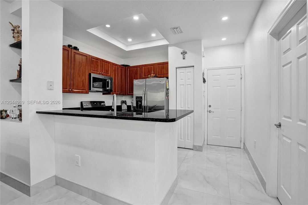На продажу: $428,800 (3 спален, 2 ванн, 1434 Квадратных фут)