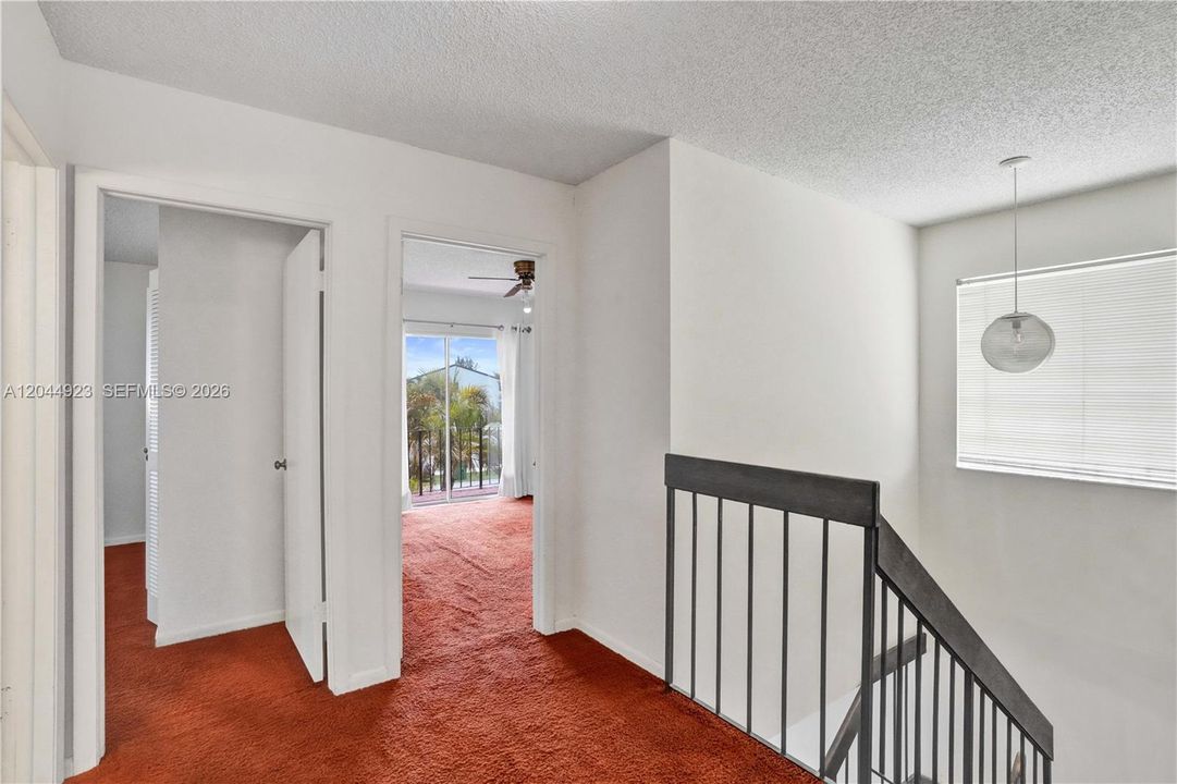 For Sale: $499,000 (3 beds, 2 baths, 1796 Square Feet)
