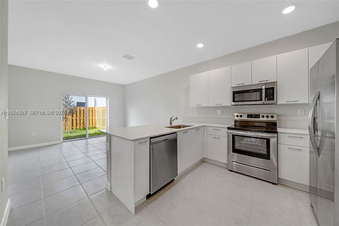 For Sale: $489,000 (3 beds, 2 baths, 1695 Square Feet)