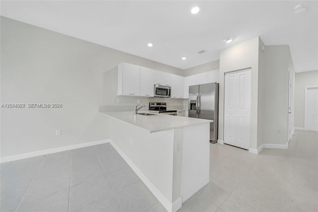 For Sale: $489,000 (3 beds, 2 baths, 1695 Square Feet)