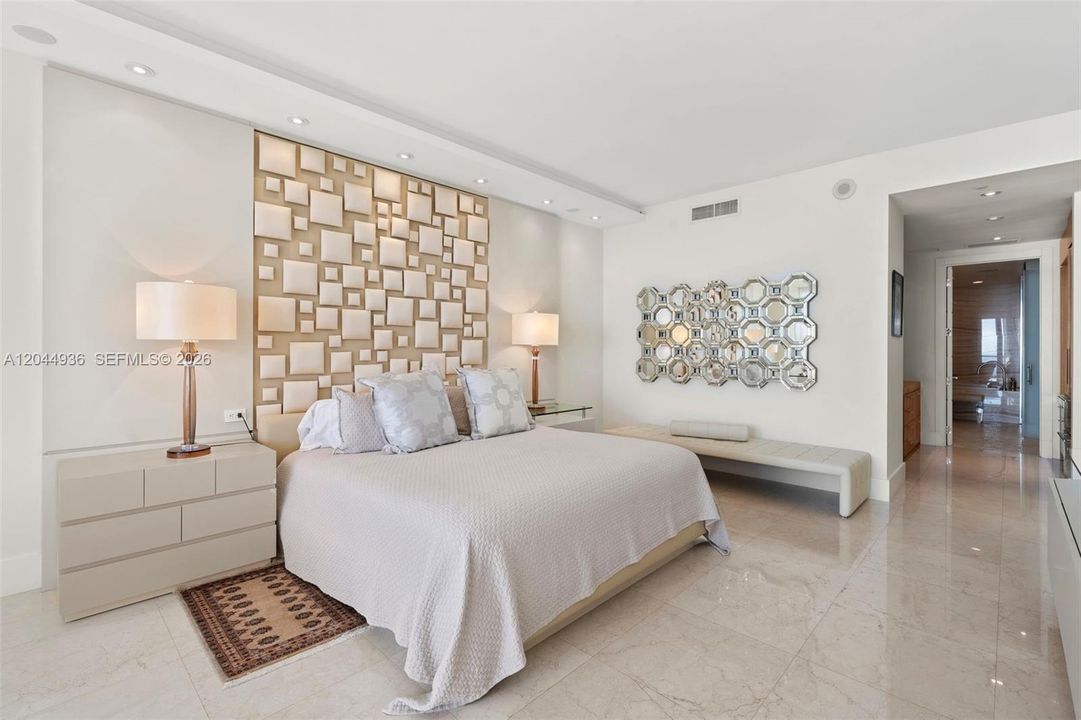 En Renta: $45,000 (3 camas, 3 baños, 3128 Pies cuadrados)