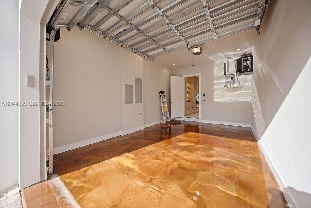 На продажу: $1,425,000 (3 спален, 3 ванн, 2385 Квадратных фут)