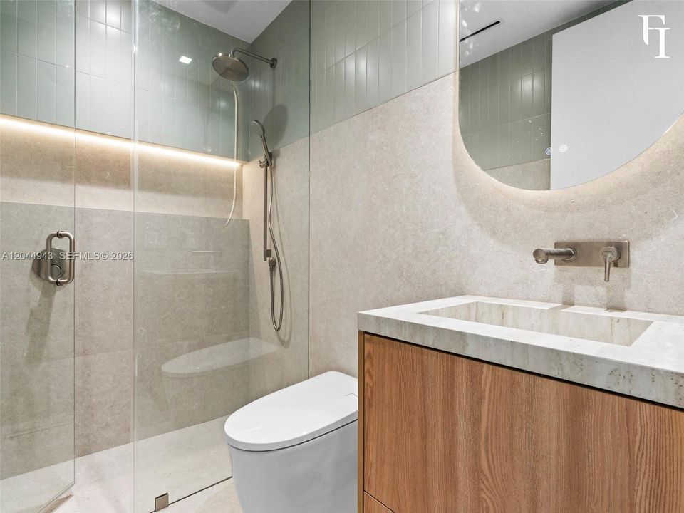 For Sale: $4,000,000 (4 beds, 4 baths, 2900 Square Feet)