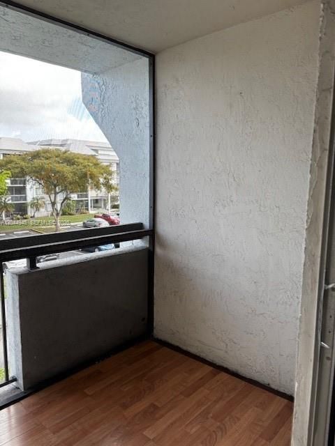 В аренду: $1,700 (1 спален, 1 ванн, 764 Квадратных фут)