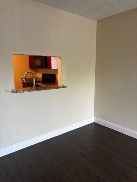 В аренду: $1,700 (1 спален, 1 ванн, 764 Квадратных фут)