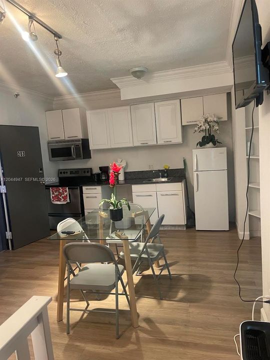 For Rent: $2,295 (1 beds, 1 baths, 0 Square Feet)