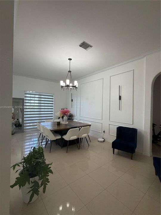 For Sale: $880,000 (4 beds, 3 baths, 2326 Square Feet)