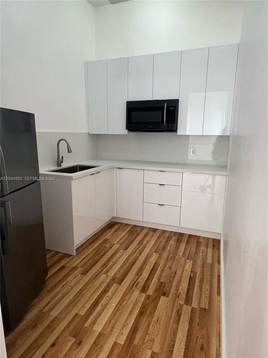 For Sale: $880,000 (4 beds, 3 baths, 2326 Square Feet)