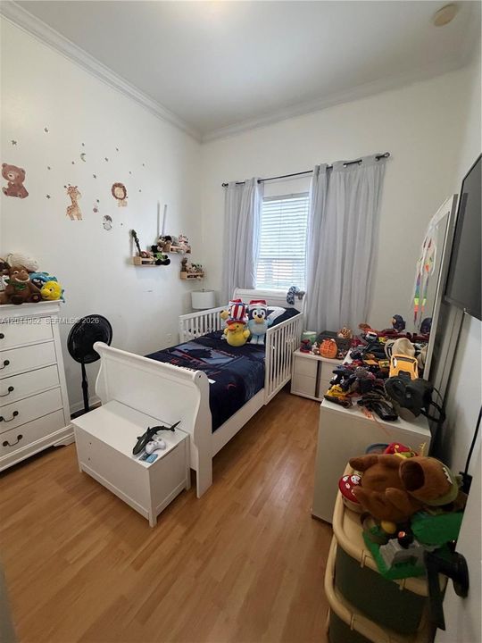 For Sale: $880,000 (4 beds, 3 baths, 2326 Square Feet)