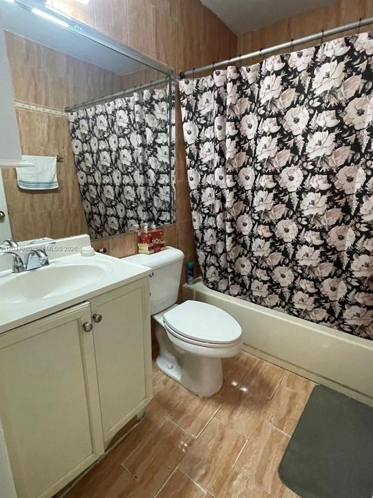 На продажу: $470,000 (3 спален, 2 ванн, 1190 Квадратных фут)