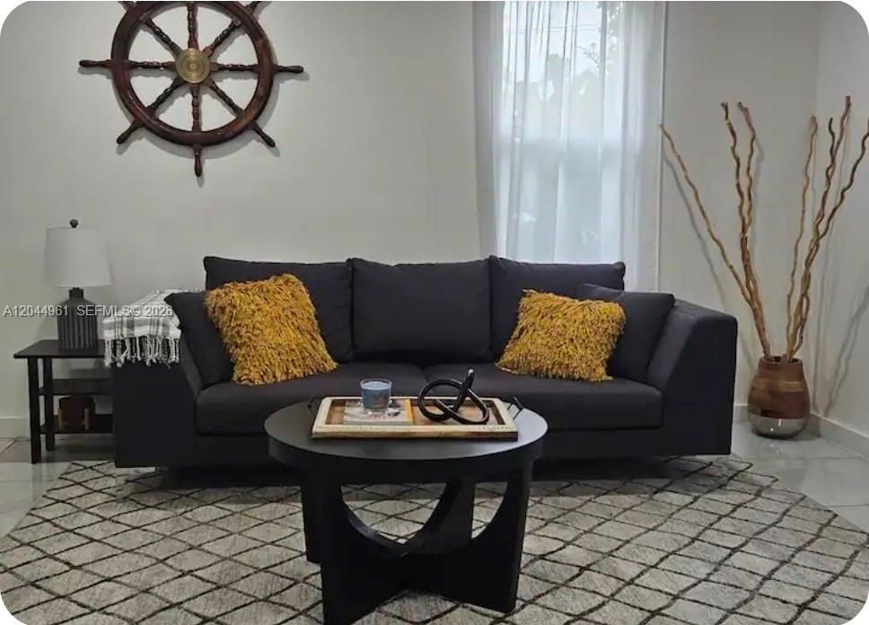 En Renta: $2,500 (3 camas, 2 baños, 1035 Pies cuadrados)
