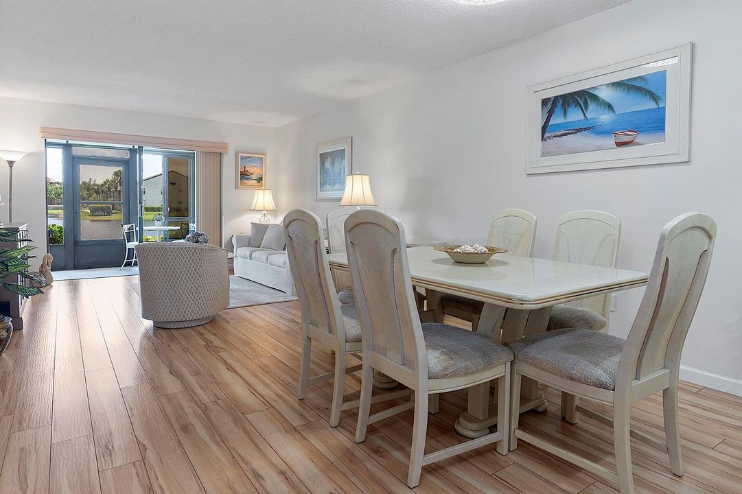 7844 Willow Springs - - 022
