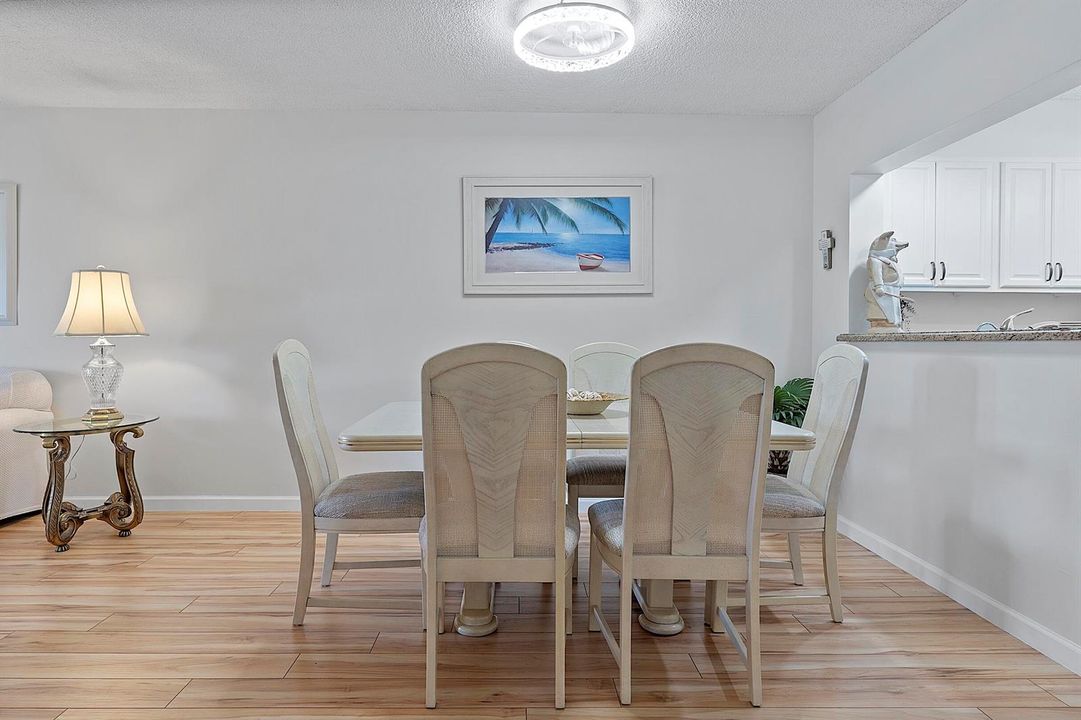 7844 Willow Springs - - 036