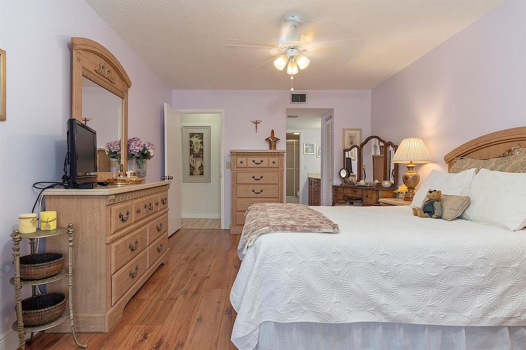 7844 Willow Springs - - 045