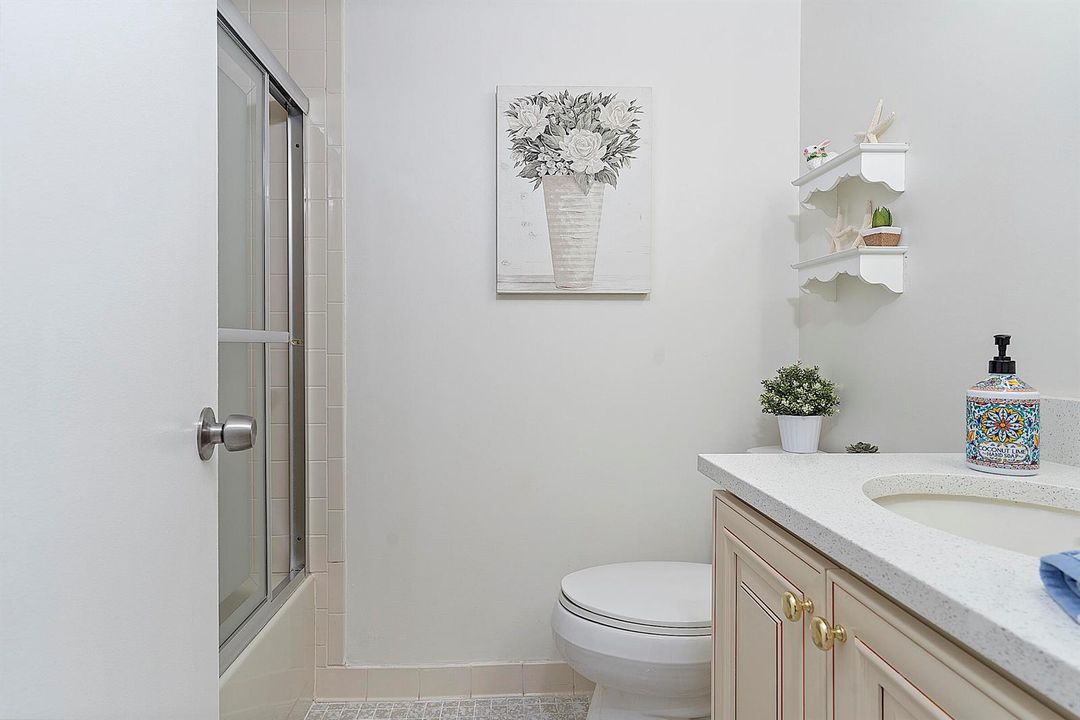 7844 Willow Springs - - 012