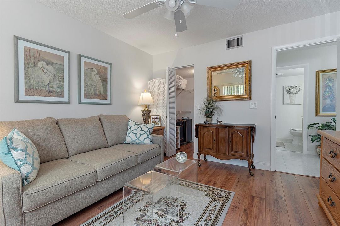 7844 Willow Springs - - 039