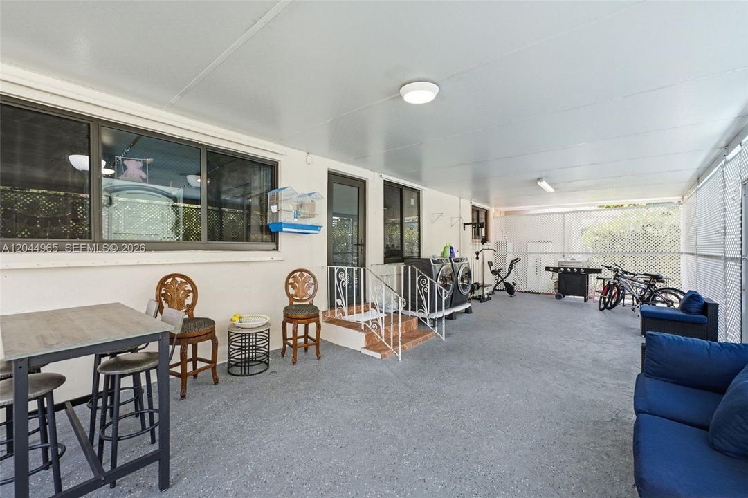 For Sale: $837,000 (4 beds, 2 baths, 2247 Square Feet)