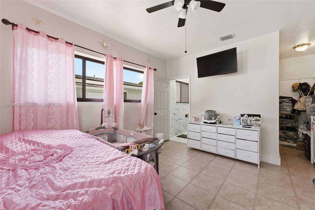 For Sale: $837,000 (4 beds, 2 baths, 2247 Square Feet)