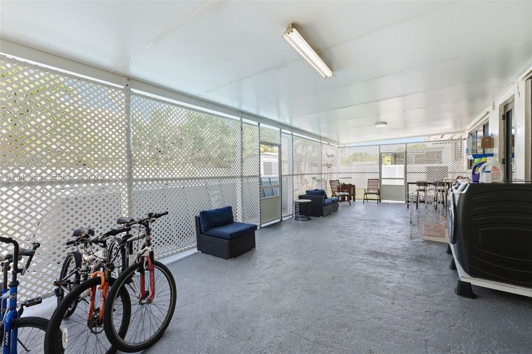 For Sale: $837,000 (4 beds, 2 baths, 2247 Square Feet)