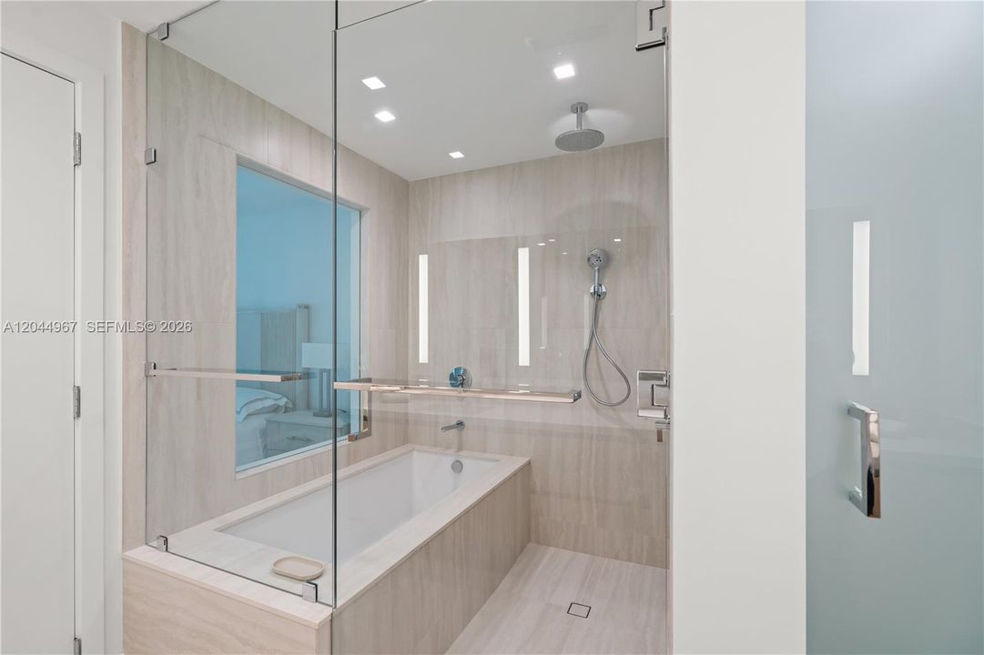For Rent: $6,000 (1 beds, 1 baths, 0 Square Feet)