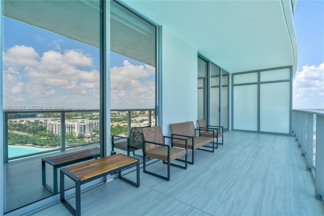 For Rent: $6,000 (1 beds, 1 baths, 0 Square Feet)
