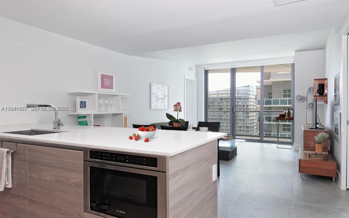 В аренду: $4,850 (2 спален, 2 ванн, 868 Квадратных фут)