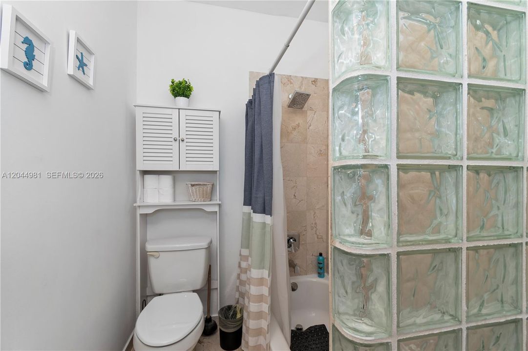 На продажу: $899,000 (4 спален, 3 ванн, 1718 Квадратных фут)