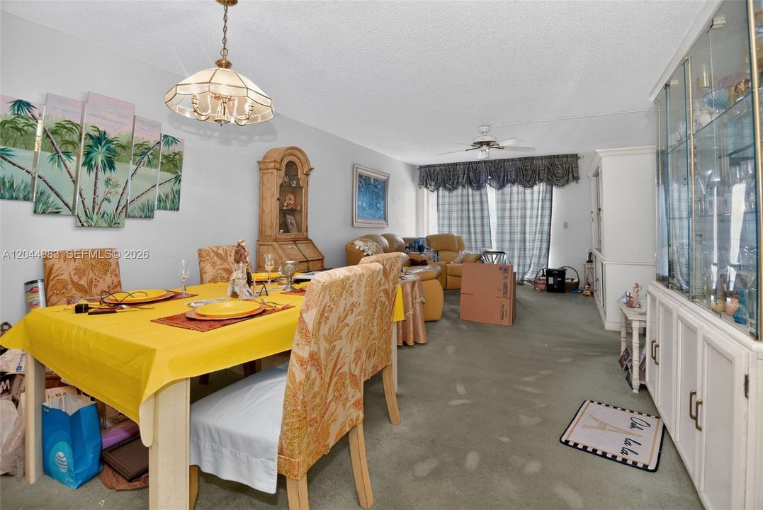 На продажу: $169,000 (2 спален, 2 ванн, 1030 Квадратных фут)