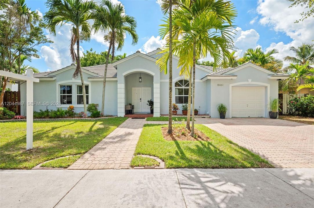 For Sale: $655,000 (3 beds, 2 baths, 1593 Square Feet)