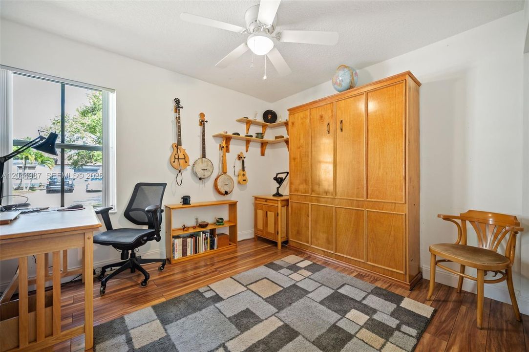For Sale: $655,000 (3 beds, 2 baths, 1593 Square Feet)