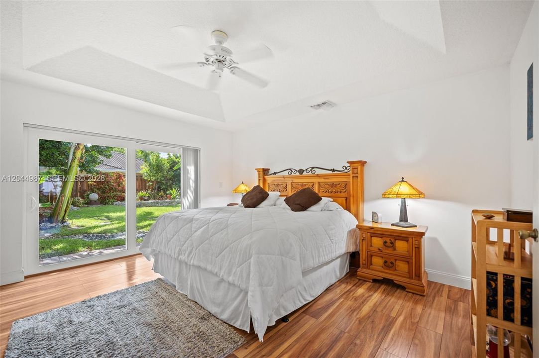 For Sale: $655,000 (3 beds, 2 baths, 1593 Square Feet)