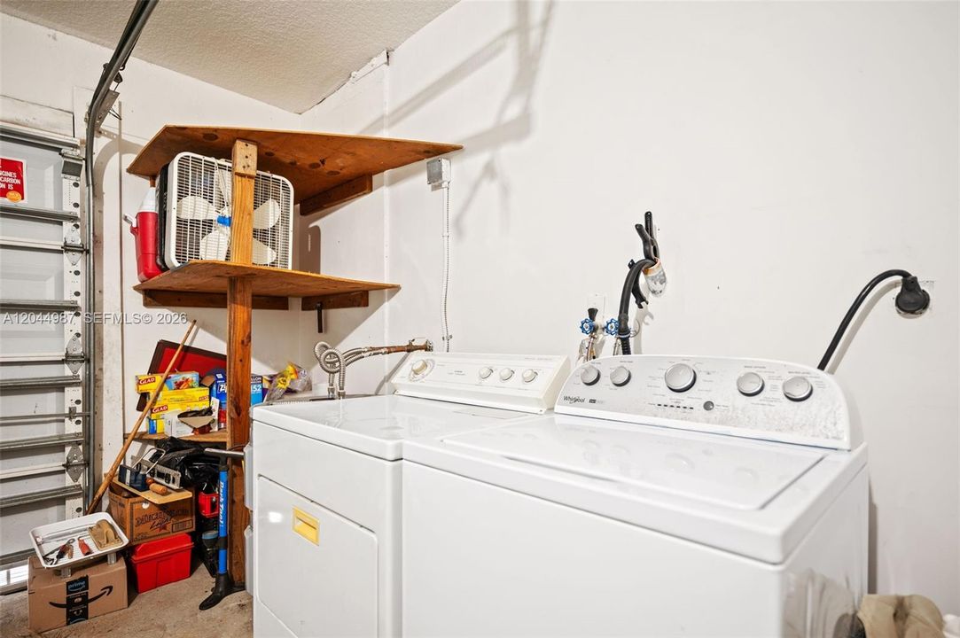For Sale: $655,000 (3 beds, 2 baths, 1593 Square Feet)