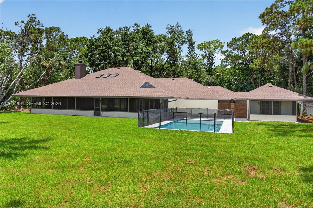 En Venta: $1,200,000 (5 camas, 5 baños, 3601 Pies cuadrados)