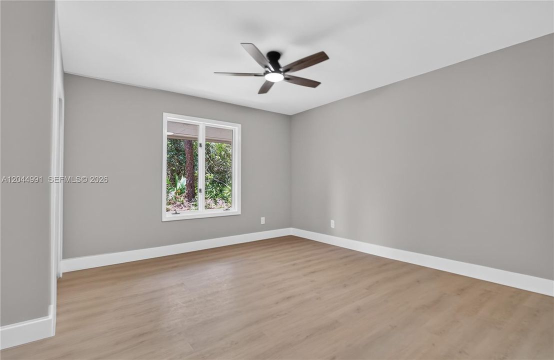 En Venta: $1,200,000 (5 camas, 5 baños, 3601 Pies cuadrados)