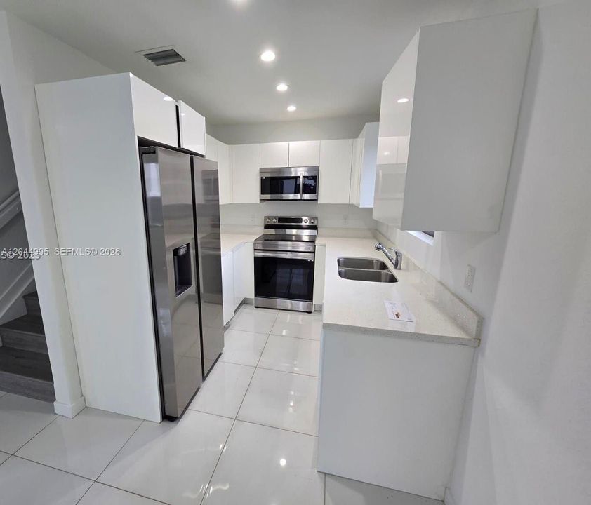 В аренду: $3,500 (3 спален, 2 ванн, 0 Квадратных фут)