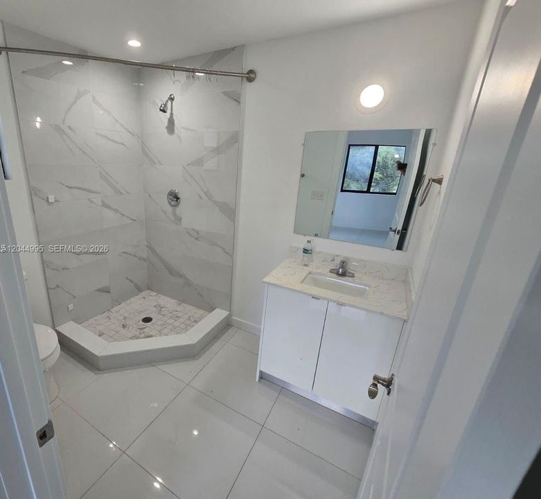 В аренду: $3,500 (3 спален, 2 ванн, 0 Квадратных фут)