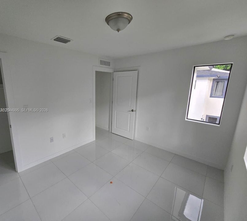 В аренду: $3,500 (3 спален, 2 ванн, 0 Квадратных фут)