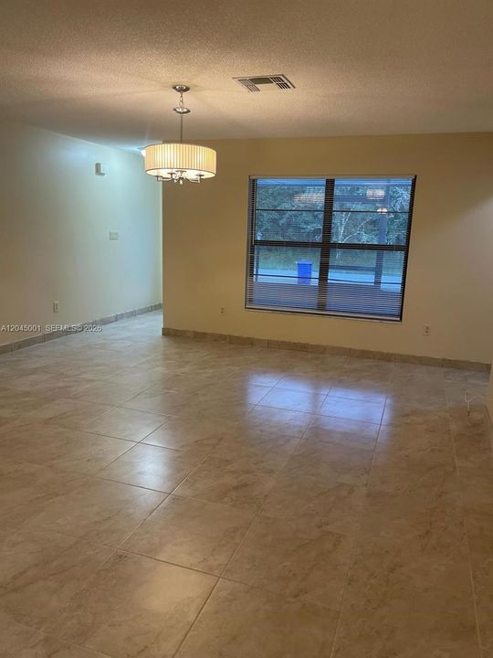 En Venta: $350,000 (2 camas, 2 baños, 0 Pies cuadrados)