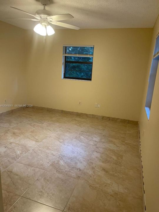 En Venta: $350,000 (2 camas, 2 baños, 0 Pies cuadrados)