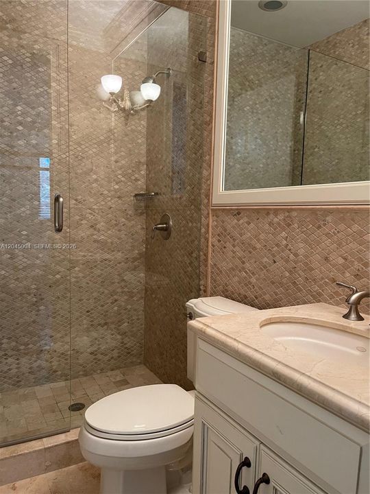 В аренду: $12,500 (5 спален, 4 ванн, 4303 Квадратных фут)