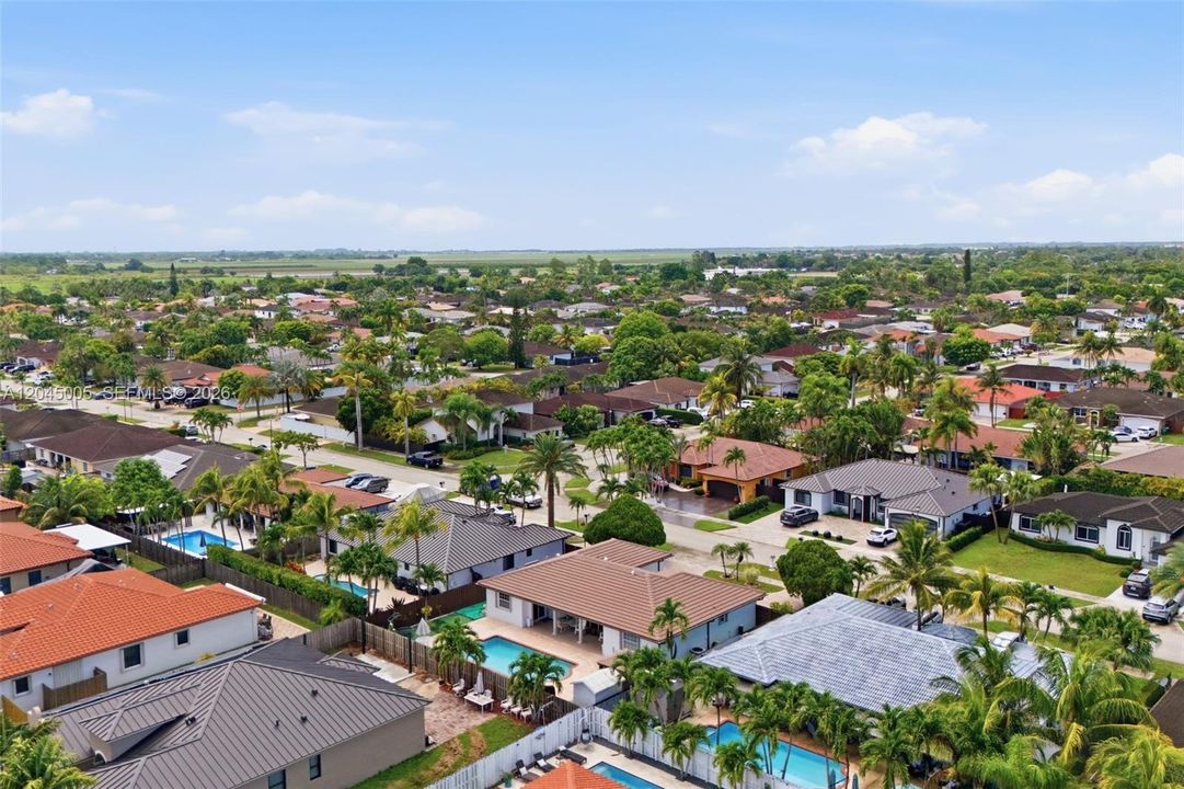 En Venta: $750,000 (3 camas, 2 baños, 1786 Pies cuadrados)