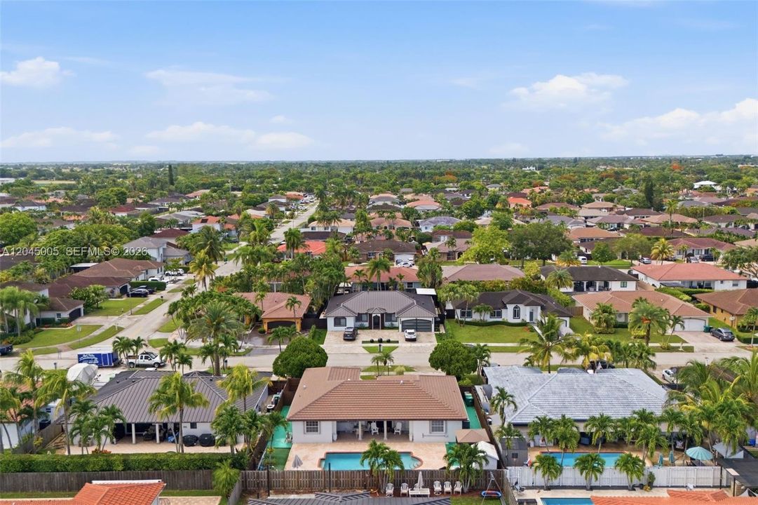 En Venta: $750,000 (3 camas, 2 baños, 1786 Pies cuadrados)