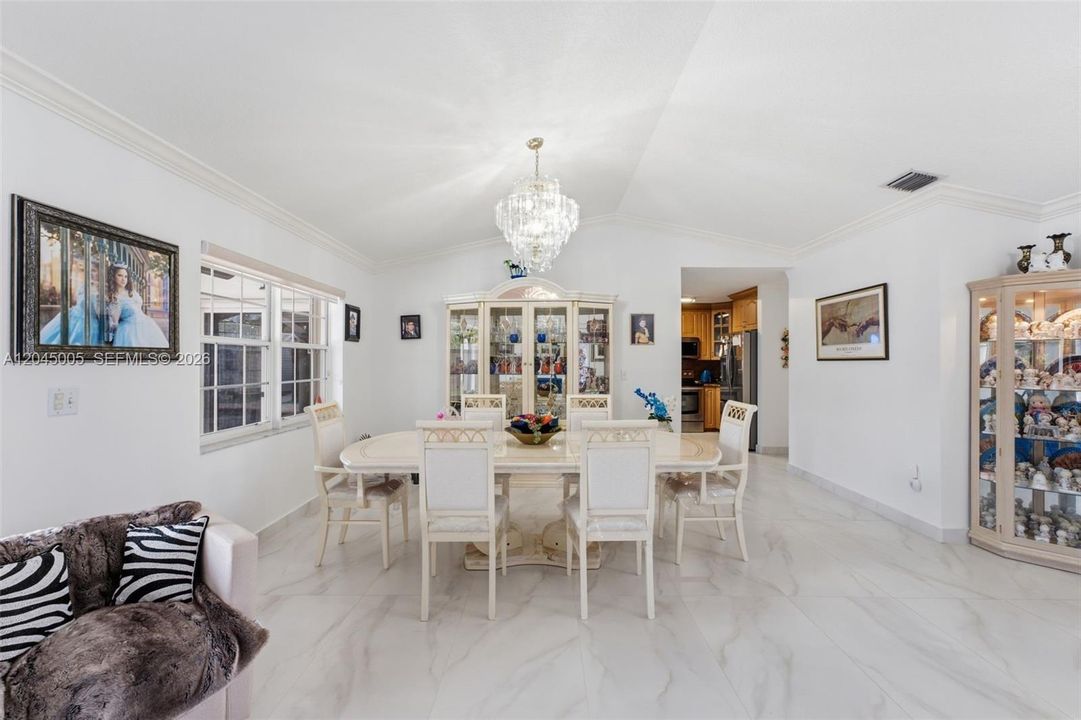En Venta: $750,000 (3 camas, 2 baños, 1786 Pies cuadrados)