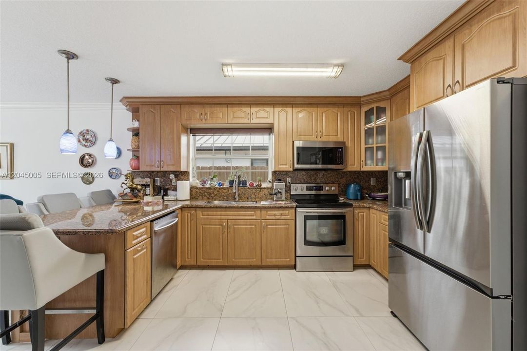 En Venta: $750,000 (3 camas, 2 baños, 1786 Pies cuadrados)