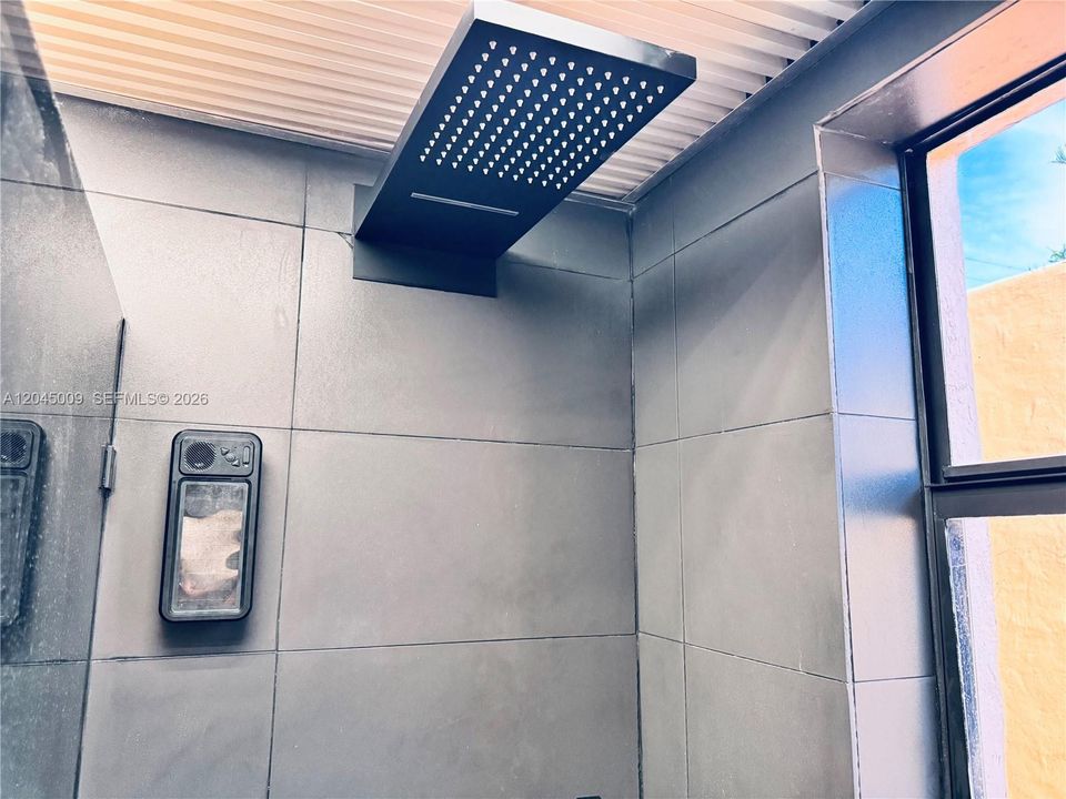В аренду: $2,700 (1 спален, 1 ванн, 540 Квадратных фут)
