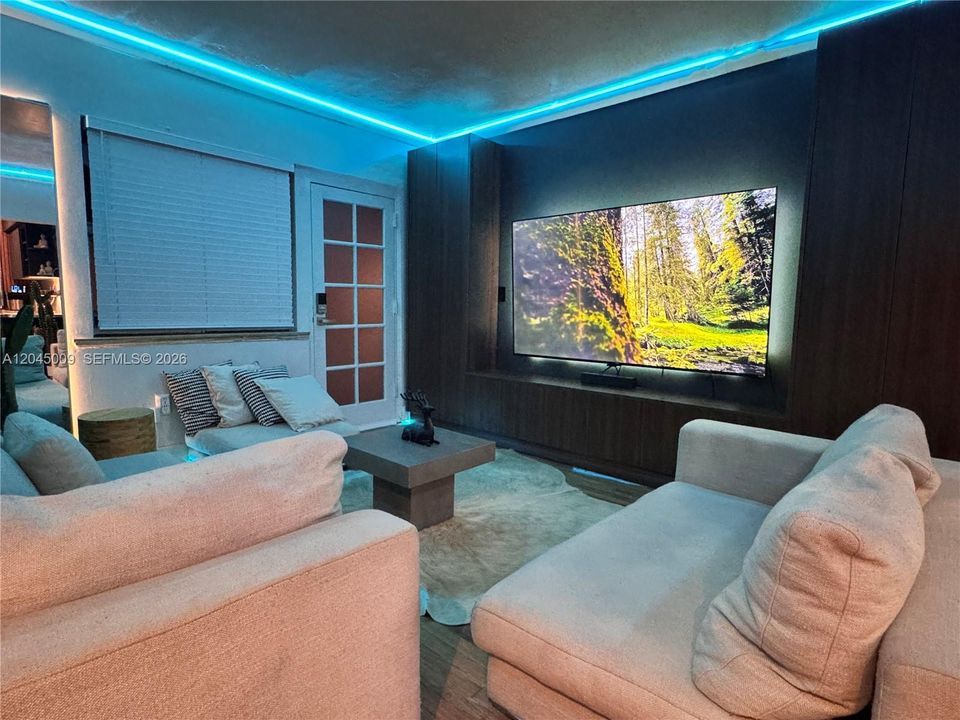 В аренду: $2,700 (1 спален, 1 ванн, 540 Квадратных фут)