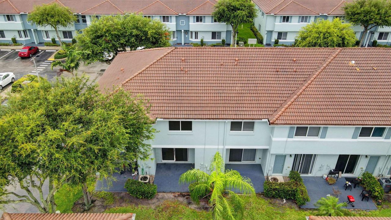 46-web-or-mls-Apartment air (14)