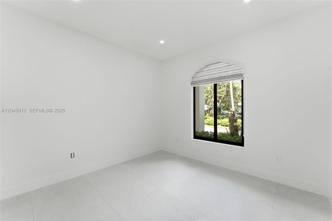 En Venta: $1,970,000 (5 camas, 4 baños, 3276 Pies cuadrados)