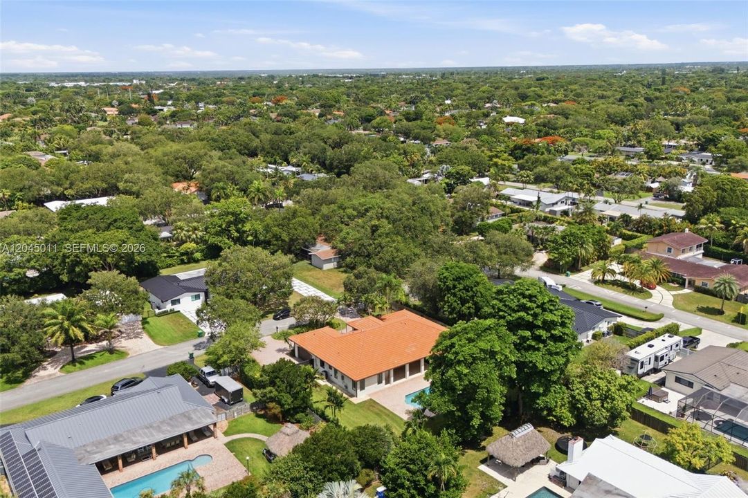 En Venta: $1,970,000 (5 camas, 4 baños, 3276 Pies cuadrados)